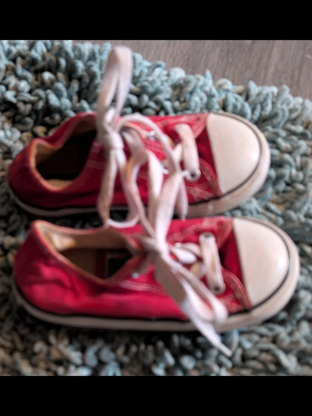 Little Kids Red Canvas Lace-Up Sneakers 8